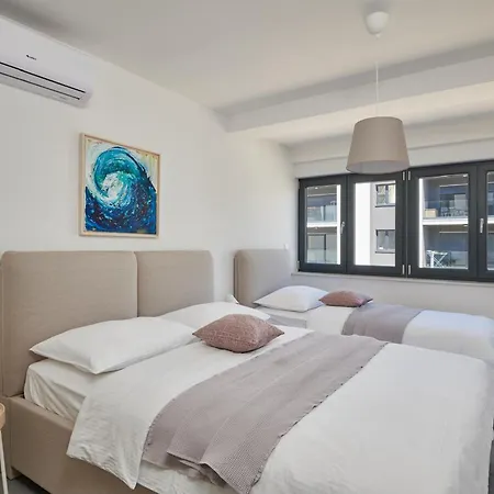 Apartment Irena No 2 *
