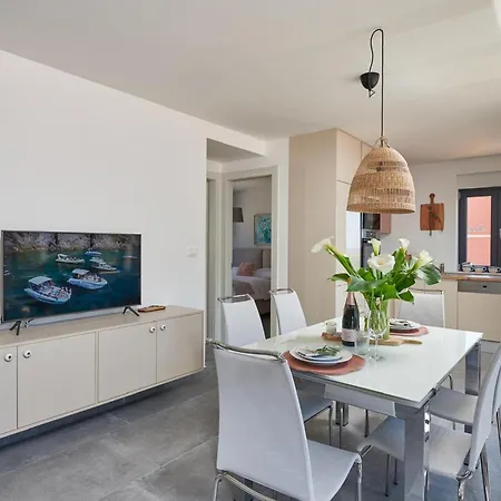 Irena No 2 Apartment